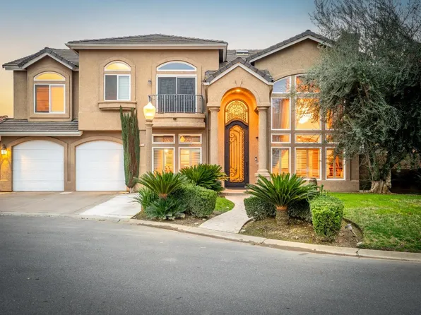 7212 N Stacia Ave, Fresno, CA 93720