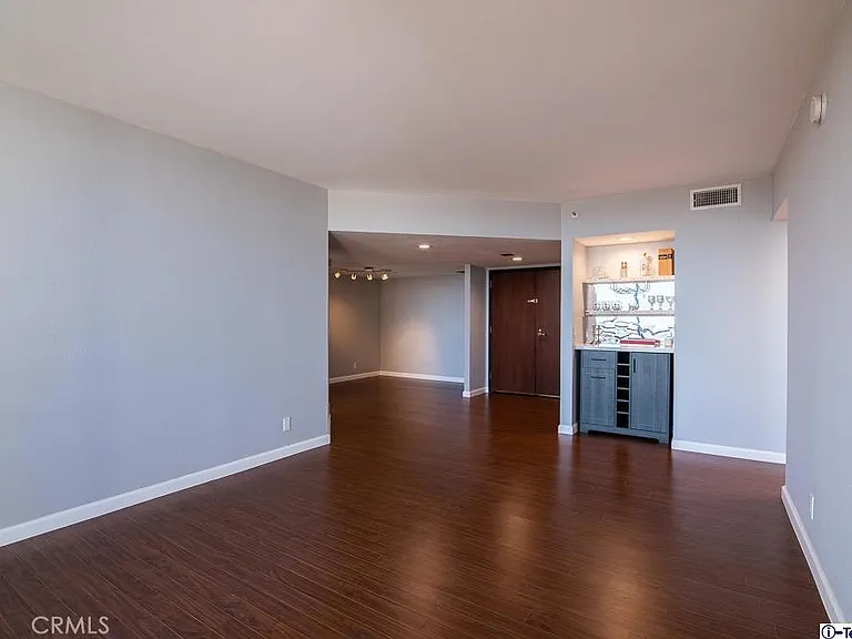 343 Pioneer Dr #1703 — Photo 6