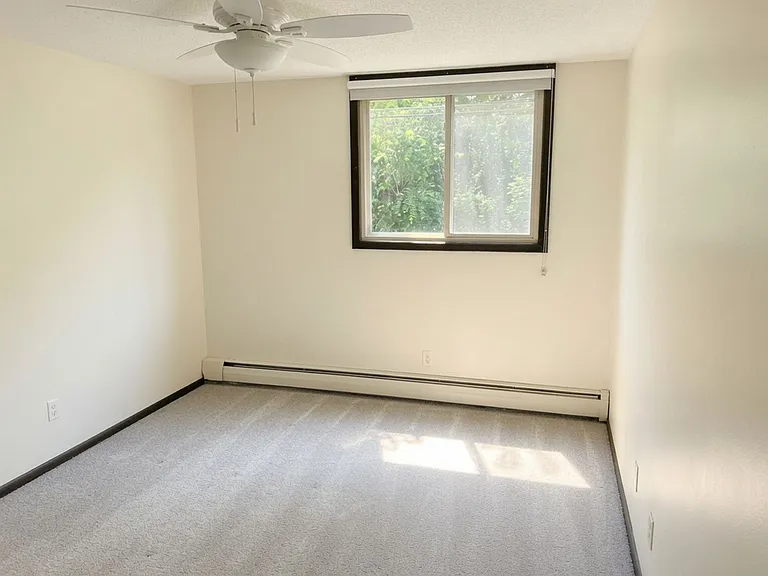 3708 West 32nd Street — Photo 51
