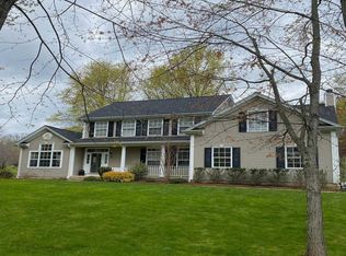 19 Beaver Creek Dr, Flemington, NJ 08822