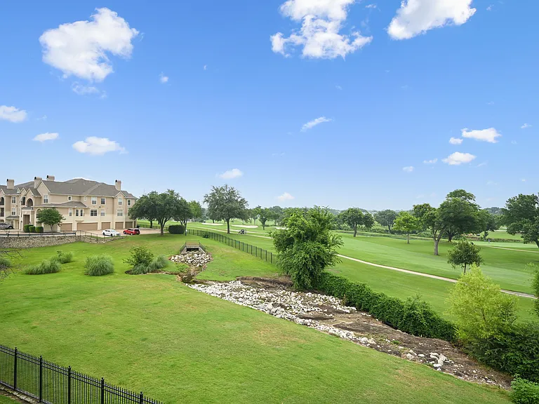 St Moritz Apartments in Dallas, Texas