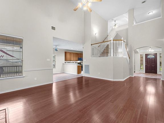 5th image of 5207 Cove Creek