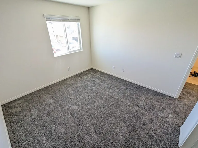 7071 Alabaster Peak St — Photo 27