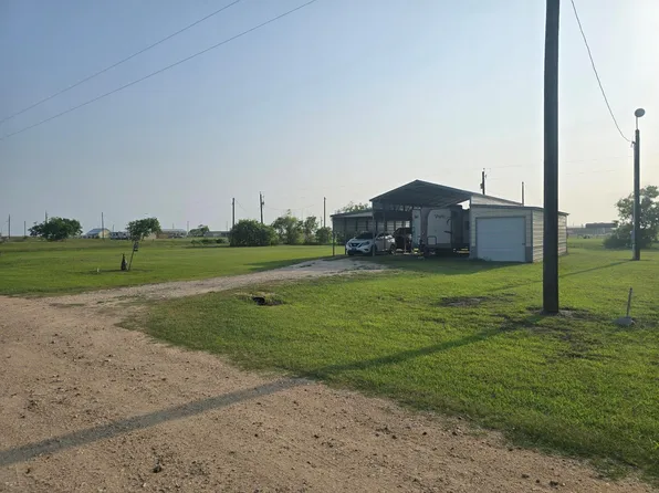 264 Haddock Dr, Palacios, TX 77465