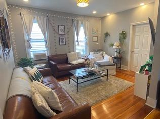 575 E 8th St FLOOR 3, Boston, MA 02127