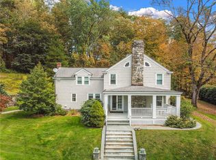 235 N Quaker Hill Rd, Pawling, NY 12564