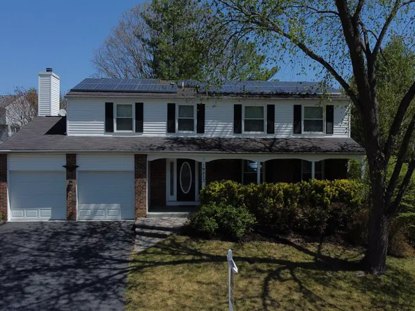 19233 Gunnerfield Ln, Germantown, MD 20874