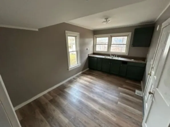 4884-4886 N 18th St. (Duplex), 4884-4886 N 18th St #4884, Milwaukee, WI 53209