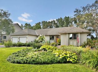 2296 Wallingford Ln, Woodbury, MN 55125