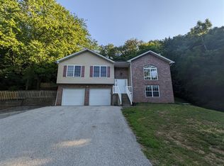 2011 Shady Station Trl, Dupo, IL 62239