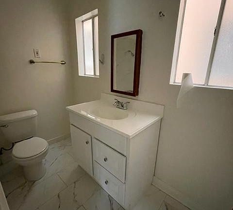 2nd image of 5671 La Mirada Ave