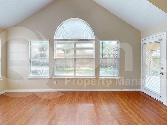 4th image of 5206 Wolverton Ct