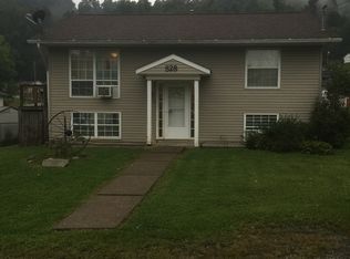 528 Ray St, Weston, WV 26452