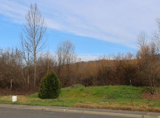 1940 SW J St #J, Grants Pass, OR