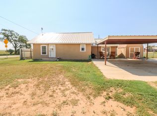 101 Wood Ave, Amherst, TX 79312