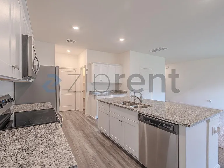 10007 Yellow Bell Dr — Photo 12