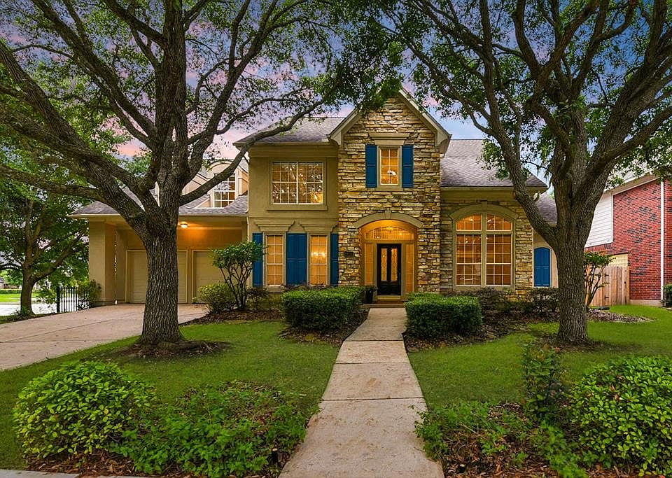 1st image of 1826 Misty Oaks Ln