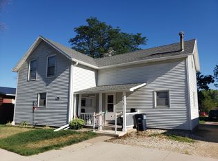1132 Parriott St, Aplington, IA 50604