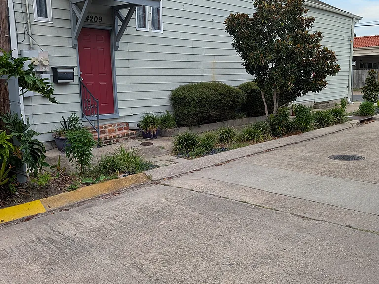 4209 Magnolia St #0 — Photo 1
