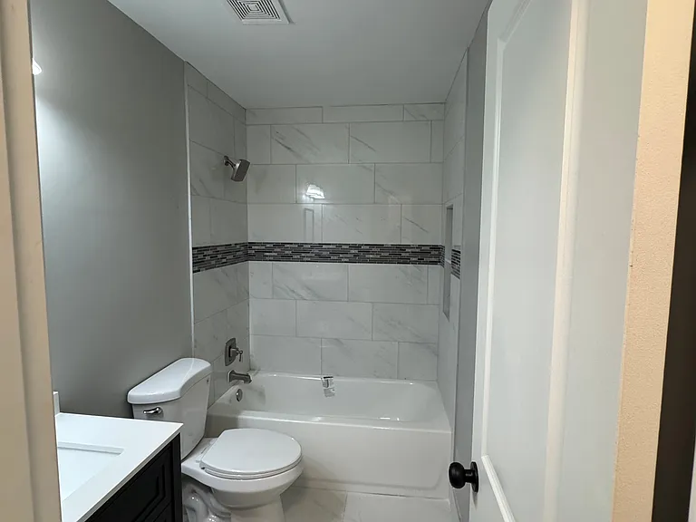 4909 Bayside Ct — Photo 14