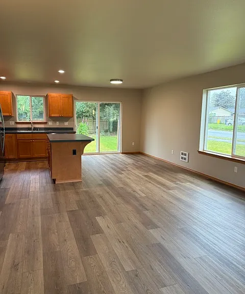400 Alder Pl #400 — Photo 2