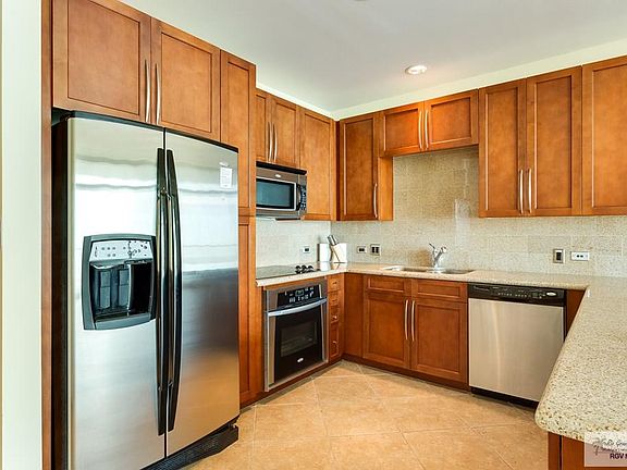 4th image of 310A Padre Blvd