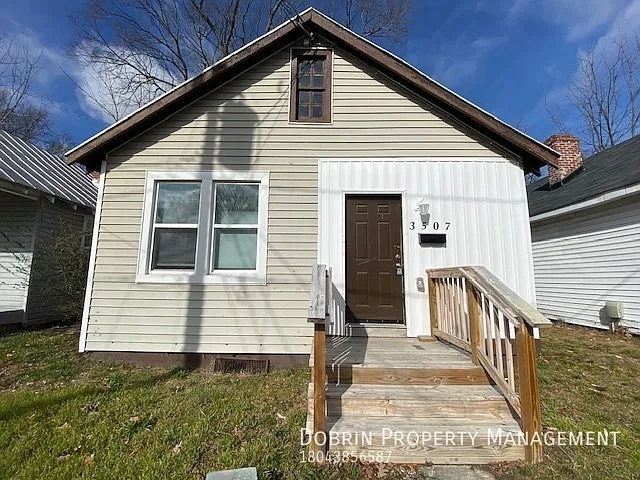 3507 Lawson St photo 1