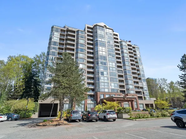 1327 Keith Rd E #1203, North Vancouver, BC V7J 2J4