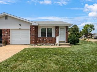 881 Barwood Dr, Arnold, MO