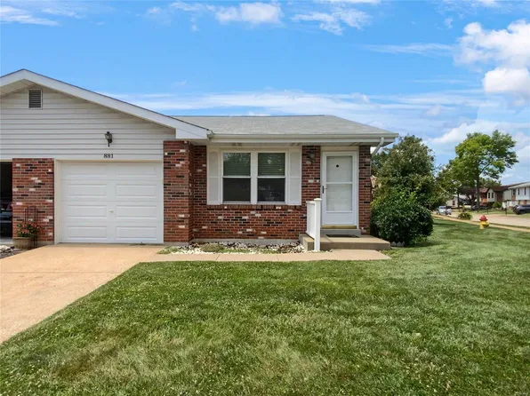 881 Barwood Dr, Arnold, MO 63010
