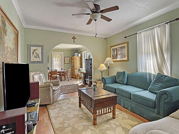 3rd image of 7317 38th AVENUE