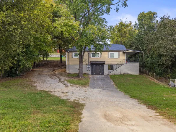 250 McAfee Rd, Rossville, GA 30741