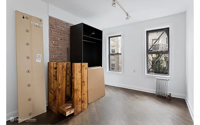 Rented by Douglas Elliman | media 7