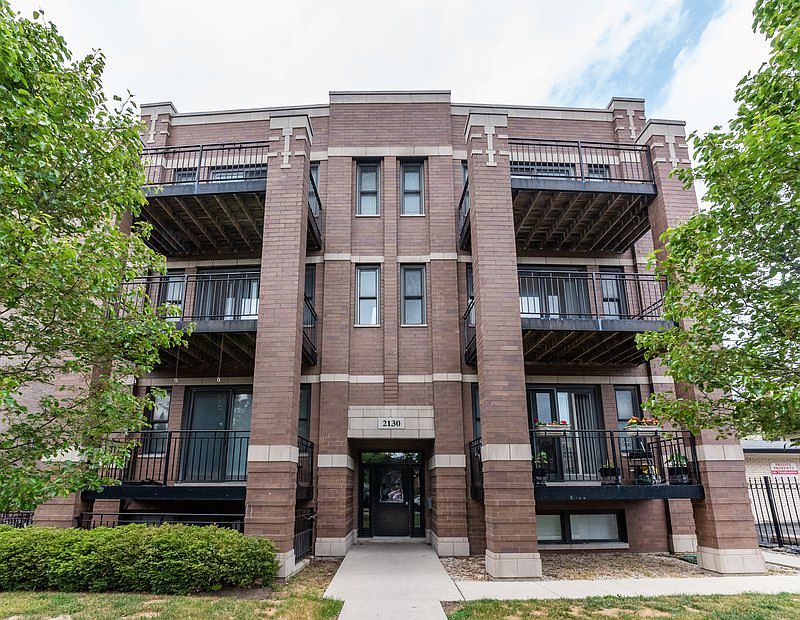 1st image of 2130 W Touhy Ave APT 2E