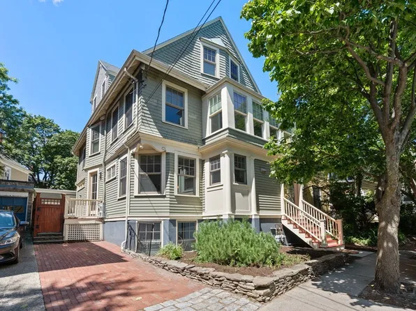 33 Gorham St, Cambridge, MA 02138