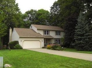 4601 Pinewood Path, Akron, OH 44321