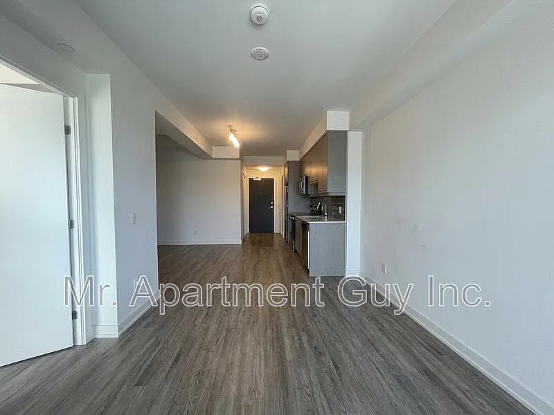1 bed, 1.0 bath, $1,945 — Photo 4