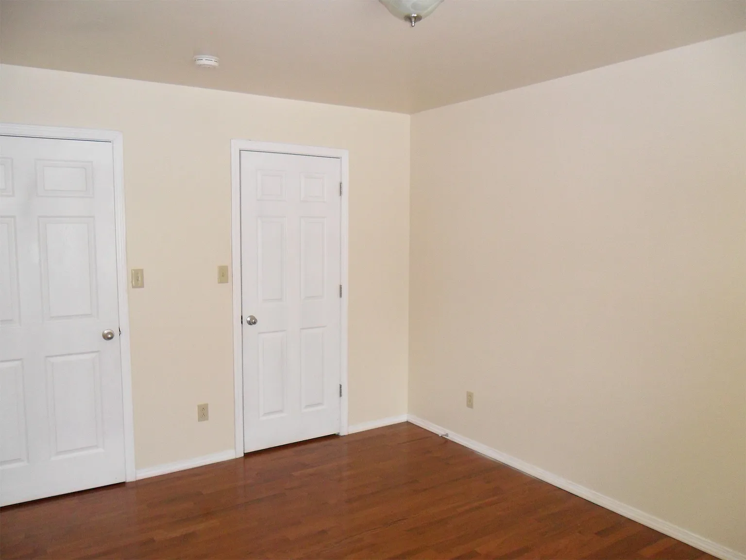 217 Conn Terrace - B — Photo 4