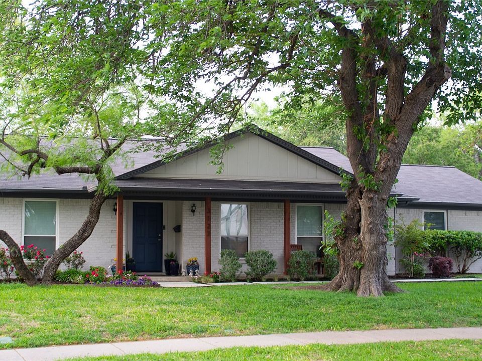 1st image of 3127 Brookhaven Club Dr