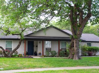 3127 Brookhaven Club Dr, Farmers Branch, TX 75234