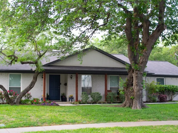 3127 Brookhaven Club Dr, Farmers Branch, TX 75234