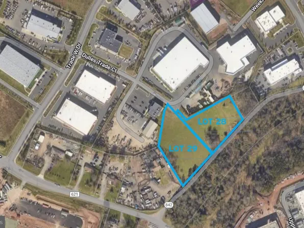 28 Dulles Trade Ct #29, Sterling, VA 20166