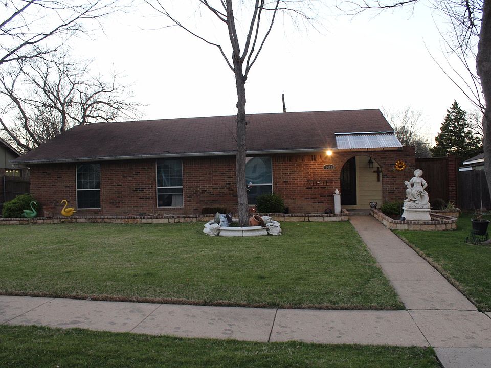 1st image of 1409 Cotillion Dr