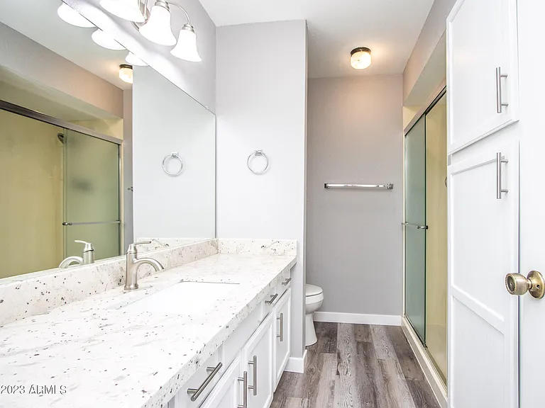 6115 N 13th St — Photo 20