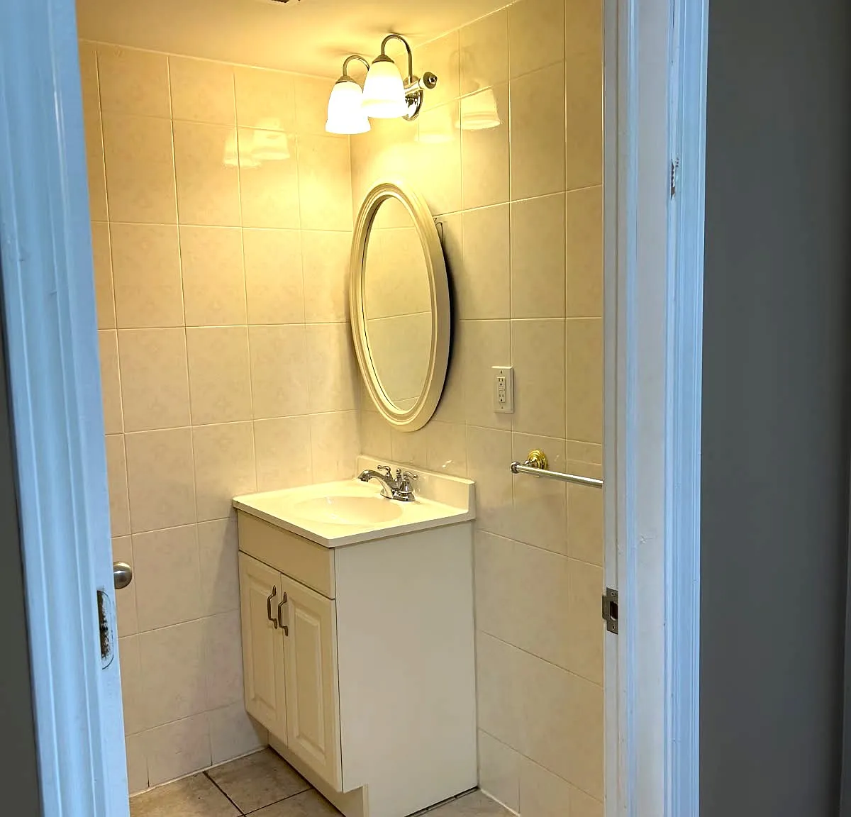 3 bed, 1726 sqft, $2,600 — Photo 2