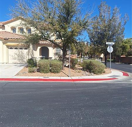 2nd image of 304 Raptors View Ave