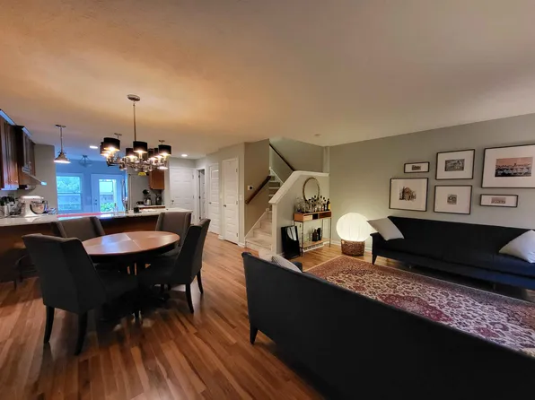 923 Blodgett St SE, Grand Rapids, MI 49506