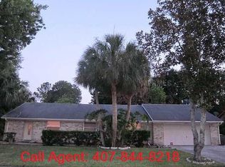 3200 Village Ln, Mount Dora, FL 32757