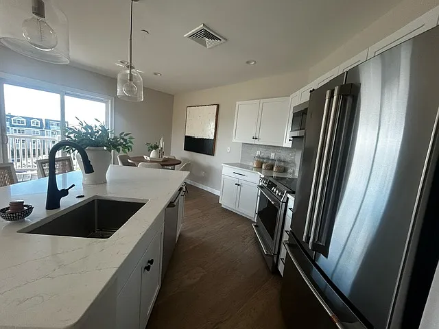 RiverPlace Properties — Photo 5