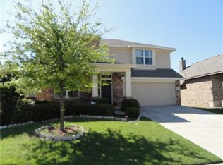 9128 Oldwest Trl, Fort Worth, TX 76131